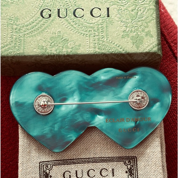 Gucci double heart brooch, NIB - Picture 3 of 7